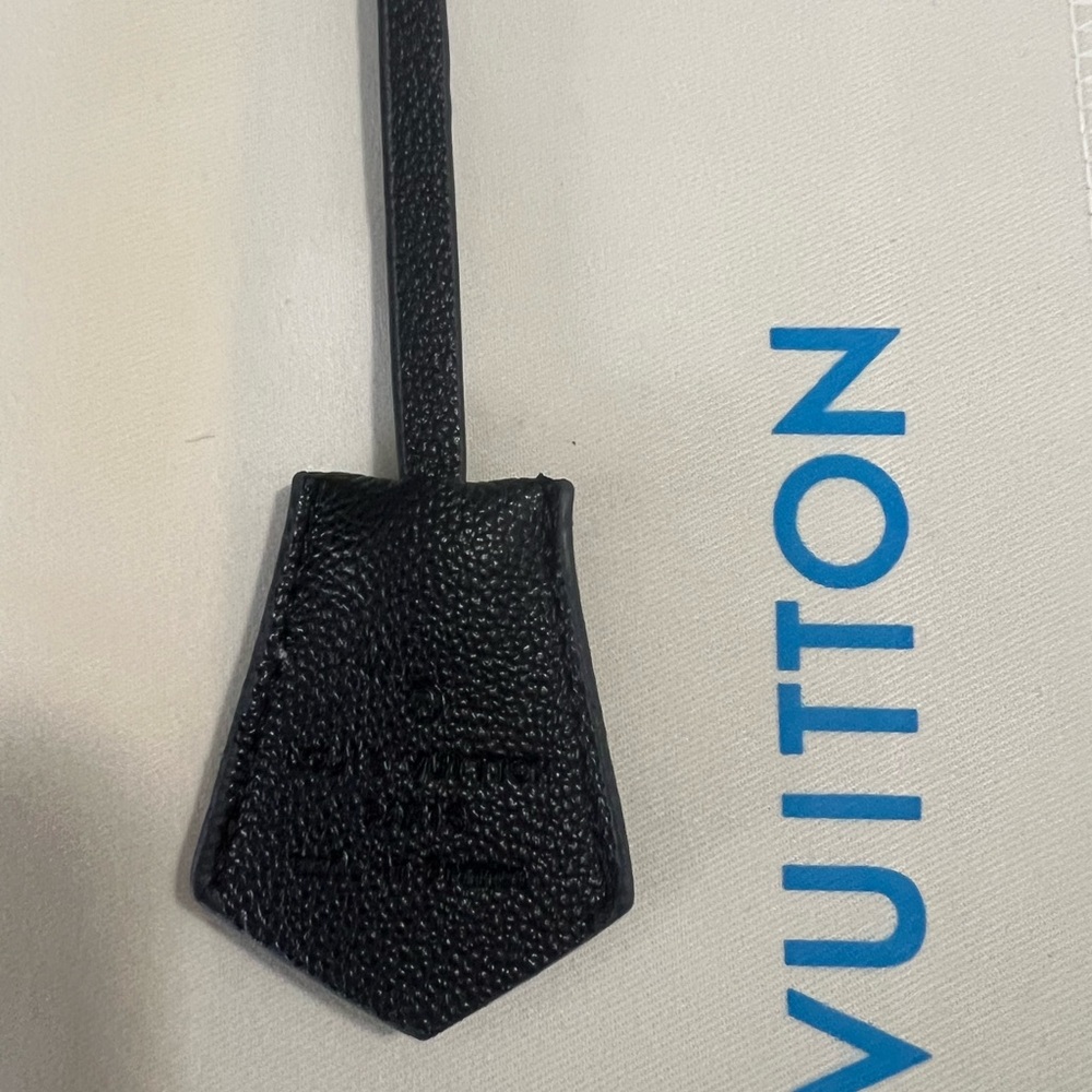 Louis Vuitton Black never full